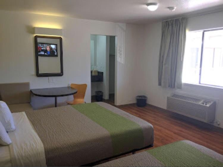 American Inn 호손 외부 사진